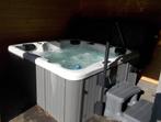 Jacuzzi voor 5 personen te koop, Ophalen, Zo goed als nieuw, Afdekzeil, Vast