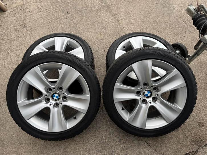 Jantes alu bmw 17 pneus 4 saisons neufs, Auto-onderdelen, Banden en Velgen, Band(en), All Season, 17 inch, Ophalen