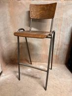 Barkruk vintage schoolstoel, Huis en Inrichting, Ophalen, 5 krukken of meer, Met voetsteun, 60 tot 90 cm