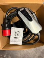 Draagbare 22w lader voor auto, Autos : Divers, Accessoires de voiture, Enlèvement, Comme neuf