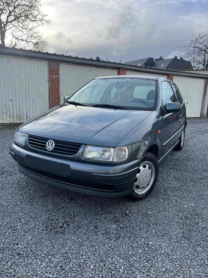 Magnifique polo 84000km!, Autos, Volkswagen, Entreprise, Polo, Radio, Essence, 3 portes, Boîte manuelle