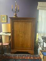 Tres belle armoire ancienne en bois, Antiquités & Art, Antiquités | Meubles | Armoires, Enlèvement