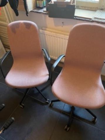 2 bureaustoelen beschikbaar voor biedingen