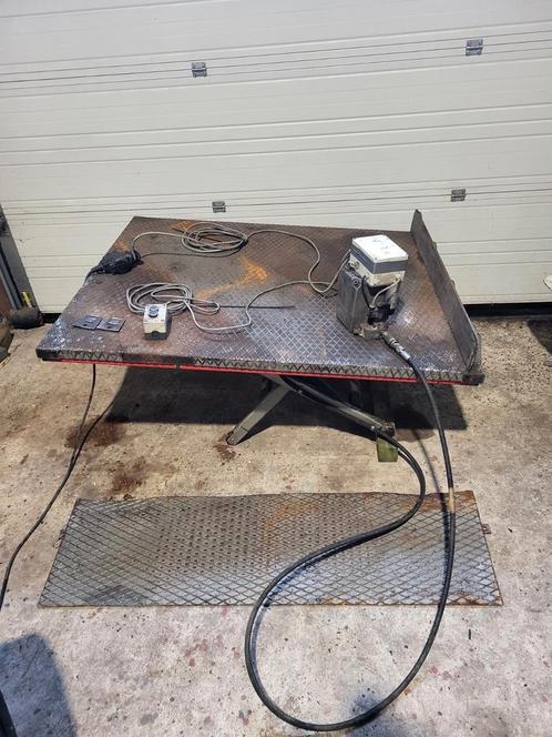 Heftafel / schaarheftafel / lifttafel flexlift flunder, Doe-het-zelf en Bouw, Werkbanken, Zo goed als nieuw, Ophalen