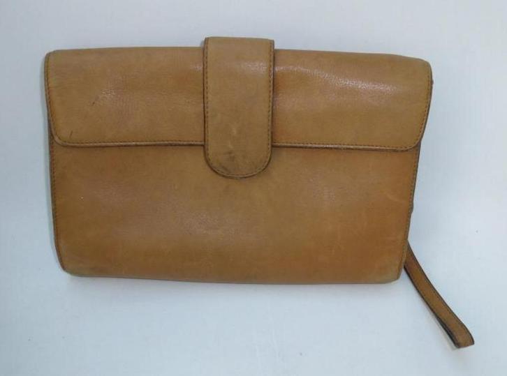 Delvaux handtasje voor heren cognackleur Lui, Handtassen en Accessoires, Tassen | Damestassen, Gebruikt, Overige typen, Beige