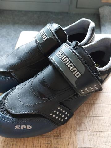 Chaussures Shimano SPD taille 40