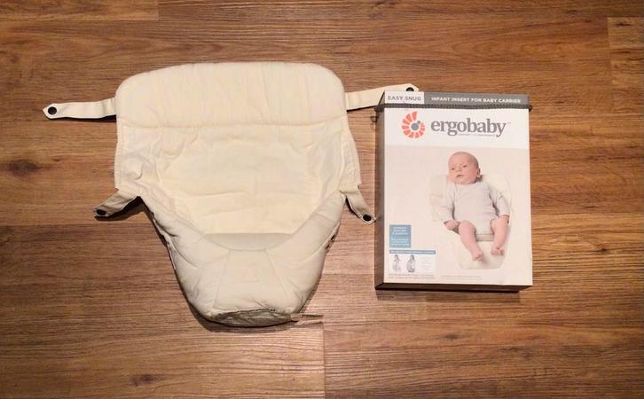 Ergobaby verkleinkussen voor Ergobaby draagrugzak, Kinderen en Baby's, Babydragers en Draagdoeken, Zo goed als nieuw, Draagzak