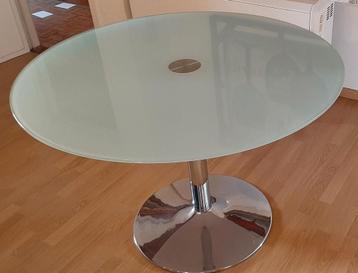 Glazen tafel (diameter 110) beschikbaar voor biedingen