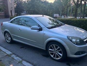Opel Astra Cabrio / Airco Leder / 150d kms / benzine .! beschikbaar voor biedingen