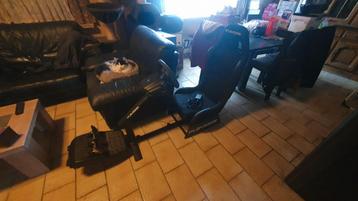 playseat en stuur logitech g 923 beschikbaar voor biedingen