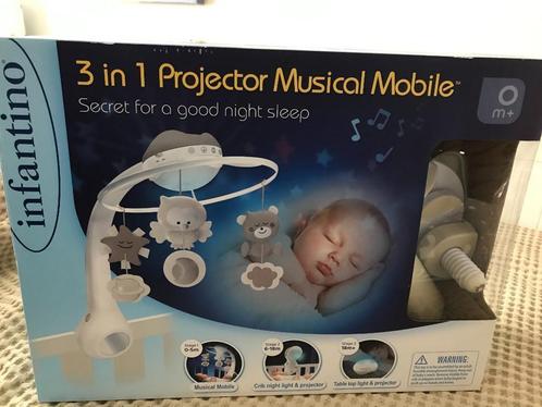 Mobiel Infantino 3 in 1 (voor baby t/m kleuterjaren), Kinderen en Baby's, Speelgoed | Babyspeelgoed, Gebruikt, Mobiel, Met licht