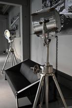 Maritieme projectorlamp uit 1930 op Marconi II-statief, Huis en Inrichting, Lampen | Vloerlampen, 200 cm of meer, Zo goed als nieuw