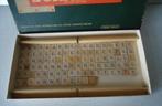 Vintage "Scrabble" van Spear's Spelen in redelijke staat !, Een of twee spelers, Ophalen of Verzenden, Gebruikt, Spear’s Spelen
