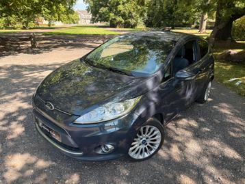 Ford Fiesta 1.25i 2012 Titanium AL GEKEURD V.VEROOP Euro 5 beschikbaar voor biedingen