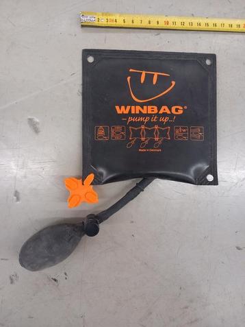 BEVESTIGINGSKUSSEN VOOR WINBAG 16 X 16 CM VOOR MAX 135 KG beschikbaar voor biedingen