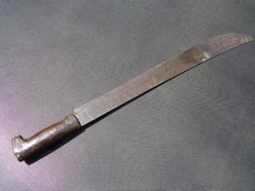 WO 2 machete , grondvondst , L = 67,5 cm beschikbaar voor biedingen