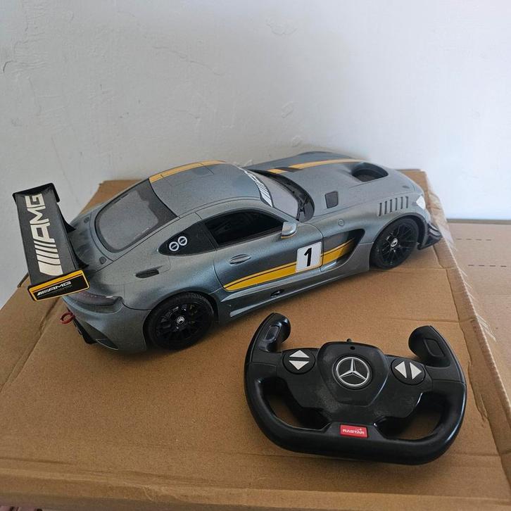Rastar Mercedes-AMG GT3 RC auto, Enfants & Bébés, Jouets | Véhicules en jouets, Utilisé, Télécommande, Enlèvement