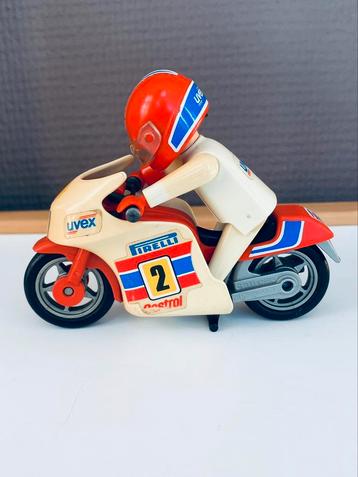 Playmobil Moto de course et pilote - vintage 1988 disponible aux enchères