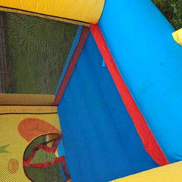 Springkasteel. beschikbaar voor biedingen