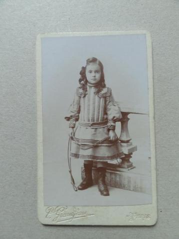 meisje pijpekrullen springtouw, P. Grandjean Paris beschikbaar voor biedingen