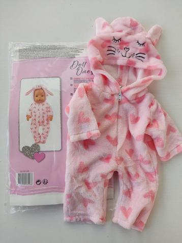 Onsie voor pop beschikbaar voor biedingen