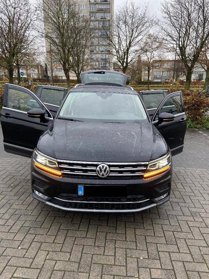 Volkswagen Tiguan Highline FULL OPTION, Auto's, Volkswagen, Particulier, Tiguan, 360° camera, 4x4, Aangepast voor mindervaliden