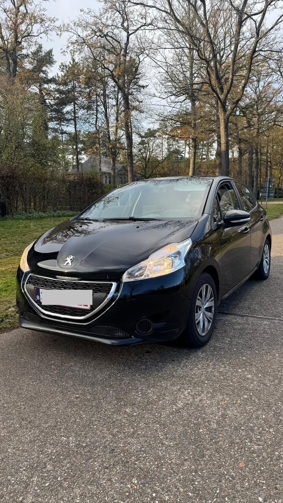 Peugeot 208 - 2012 - 1.2 benzine - 73490km, Auto's, Peugeot, Particulier, ABS, Adaptieve lichten, Airbags, Airconditioning, Alarm