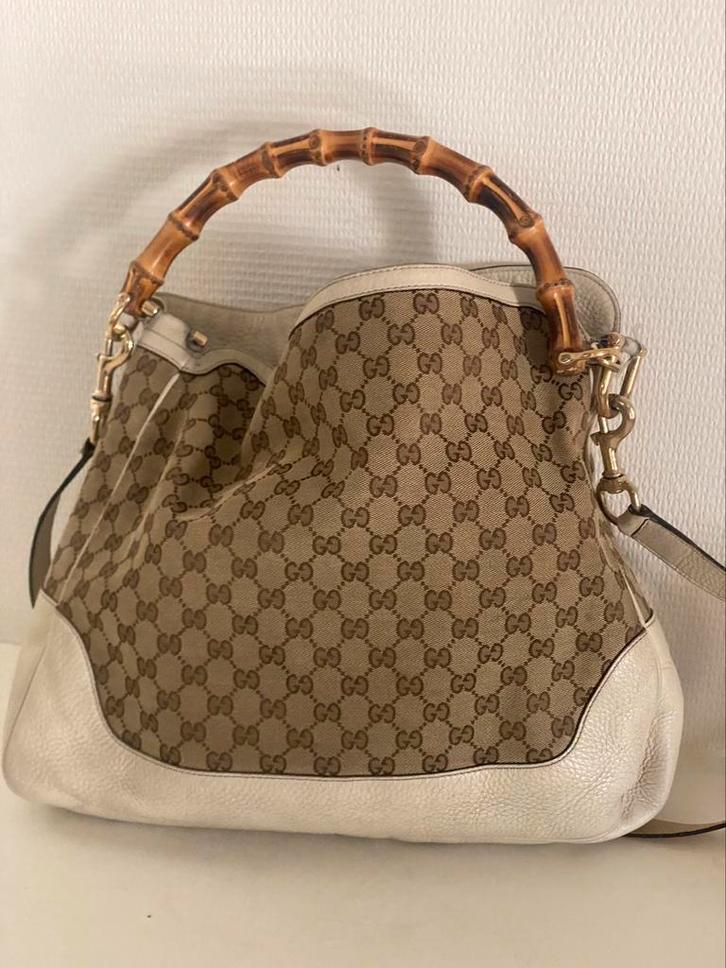 GUCCI DIANA bamboo GG monogram canvas, Handtassen en Accessoires, Tassen | Damestassen, Ophalen