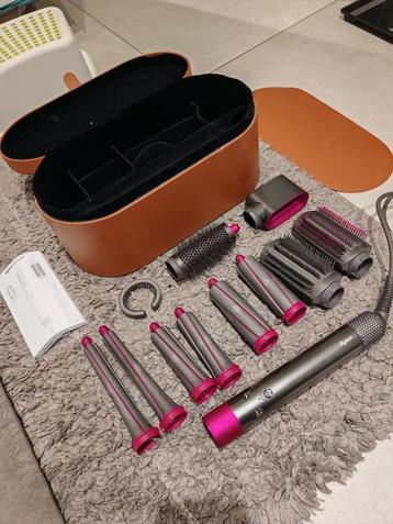 dyson airwrap beschikbaar voor biedingen