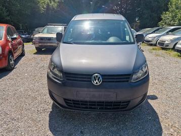 VW caddy 1.6 TDI maxi 2015 utilitaires euro5L roul très bien beschikbaar voor biedingen