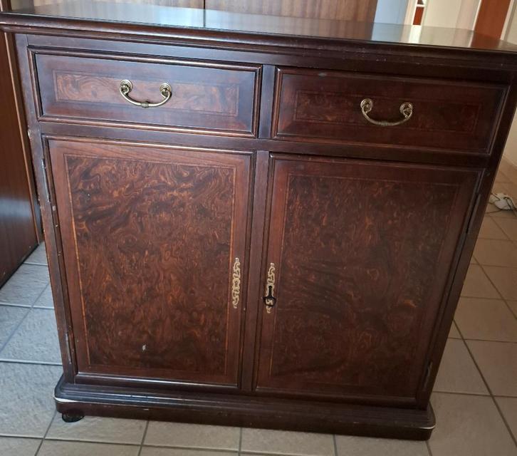 bijzetkast in kerselaar, Antiquités & Art, Antiquités | Meubles | Armoires, Enlèvement