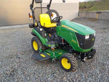 John Deere 1026R Compact Tractor