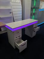 MOOI SHOWMODEL MANICURE TAFEL, Ophalen, Verlichting