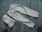 joggingbroek maat 110/116, Ophalen of Verzenden, Zo goed als nieuw, Jongen, Sport- of Zwemkleding