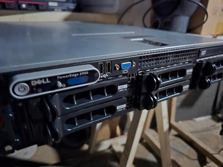 Dell Poweredge 2950 compleet en met rails, Computers en Software, Servers, Gebruikt, Ophalen of Verzenden