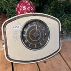 Baisse de prix pour Noël : VW Split Window Beetle Clock 51, Enlèvement ou Envoi, Utilisé