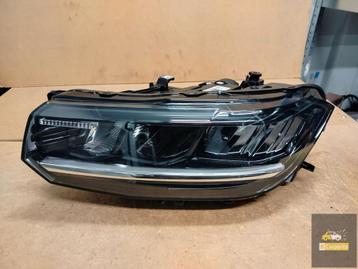 VW T-Cross Lift LED linkerlamp Perfect NIEUW beschikbaar voor biedingen