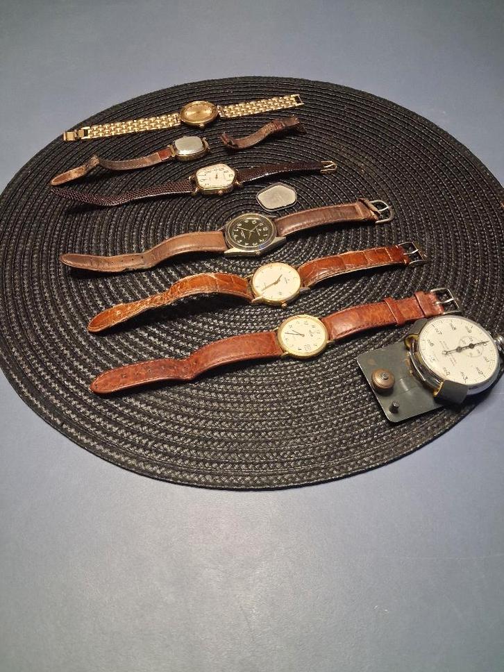A vendre ce lot de jolies montres., Collections, Collections Autre, Utilisé, Enlèvement ou Envoi