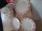 Soupière, 1 plat et 2 assiettes royal boch, Antiek en Kunst, Ophalen