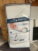 Aerosleep matras babybed 60x120 + matrasbeschermer, Kinderen en Baby's, Ophalen, Zo goed als nieuw