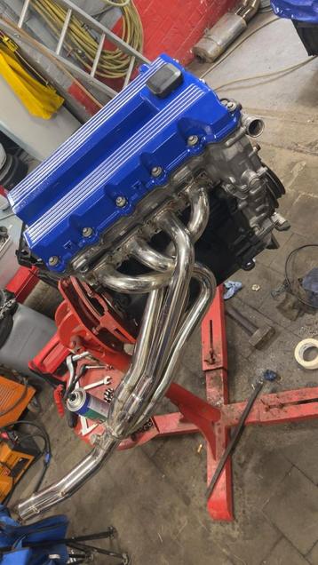 Bmw 318is motor  beschikbaar voor biedingen