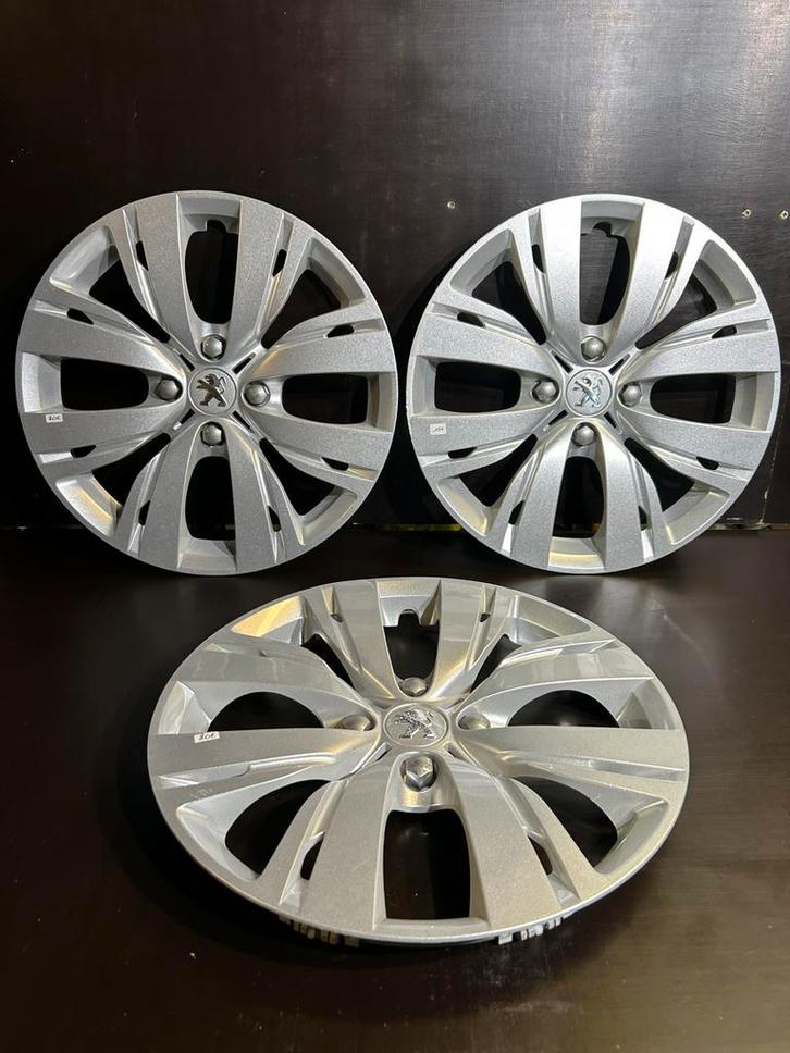 3 wieldoppen Peugeot 207,208,307,308, partner 15", Auto diversen, Wieldoppen, Zo goed als nieuw, Ophalen of Verzenden