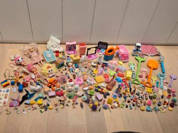 Méér dan 300 educatief speelgoed/ strand/ en ander speelgoed beschikbaar voor biedingen