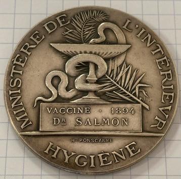 Zilveren medaille Ministerie Hyghiene 1894 beschikbaar voor biedingen