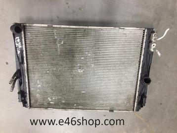 RADIATEUR BMW E90 E91 325I AUTOMAAT 