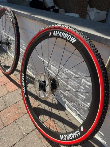 Amarrow carbon wielset beschikbaar voor biedingen