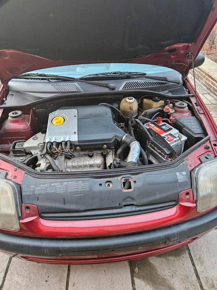 Renault clio 16ess automatique, Autos : Pièces & Accessoires, Carrosserie & Tôlerie, Renault