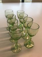 Vintage groene borrelglaasjes - 8 st, Antiek en Kunst, Ophalen
