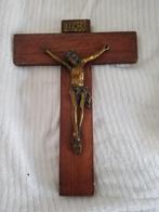 Crucifix- Croix Ancienne Jesus Christ Inri - En Bois Et Meta, Antiquités & Art, Antiquités | Objets religieux, Enlèvement