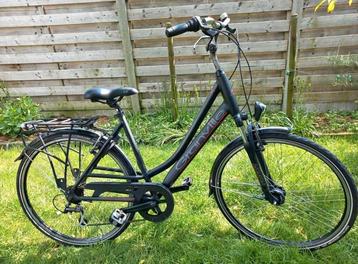 Fiets te koop beschikbaar voor biedingen